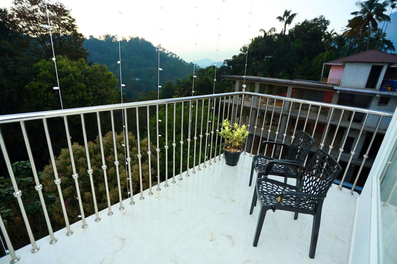 Candle Wood Munnar Anachal Экстерьер фото